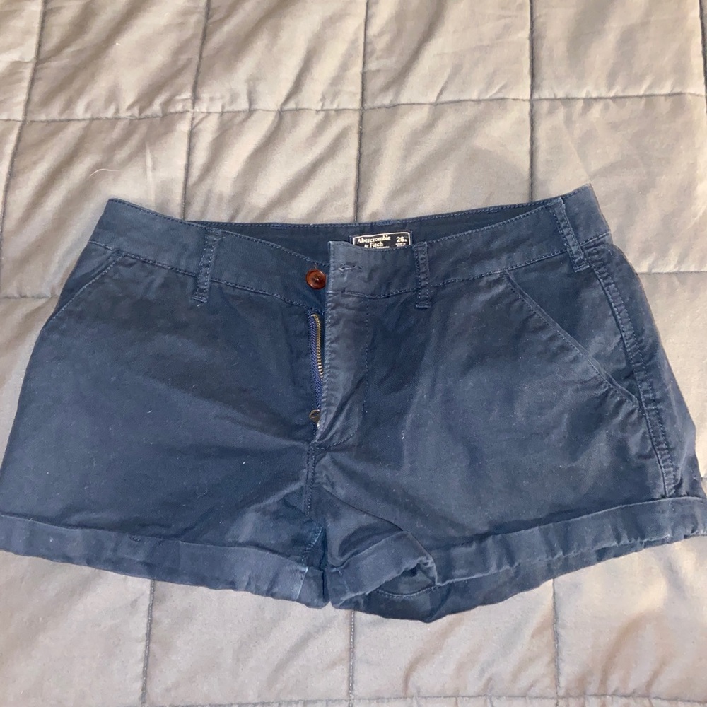 khaki shorts
